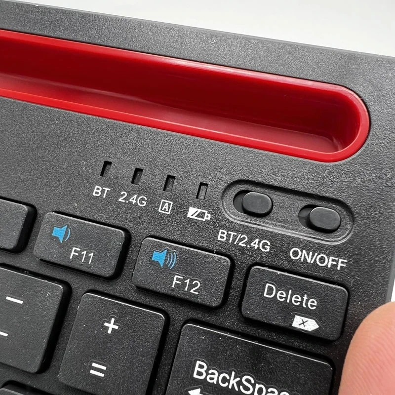 کیبورد بلوتوثی مدل rk3012